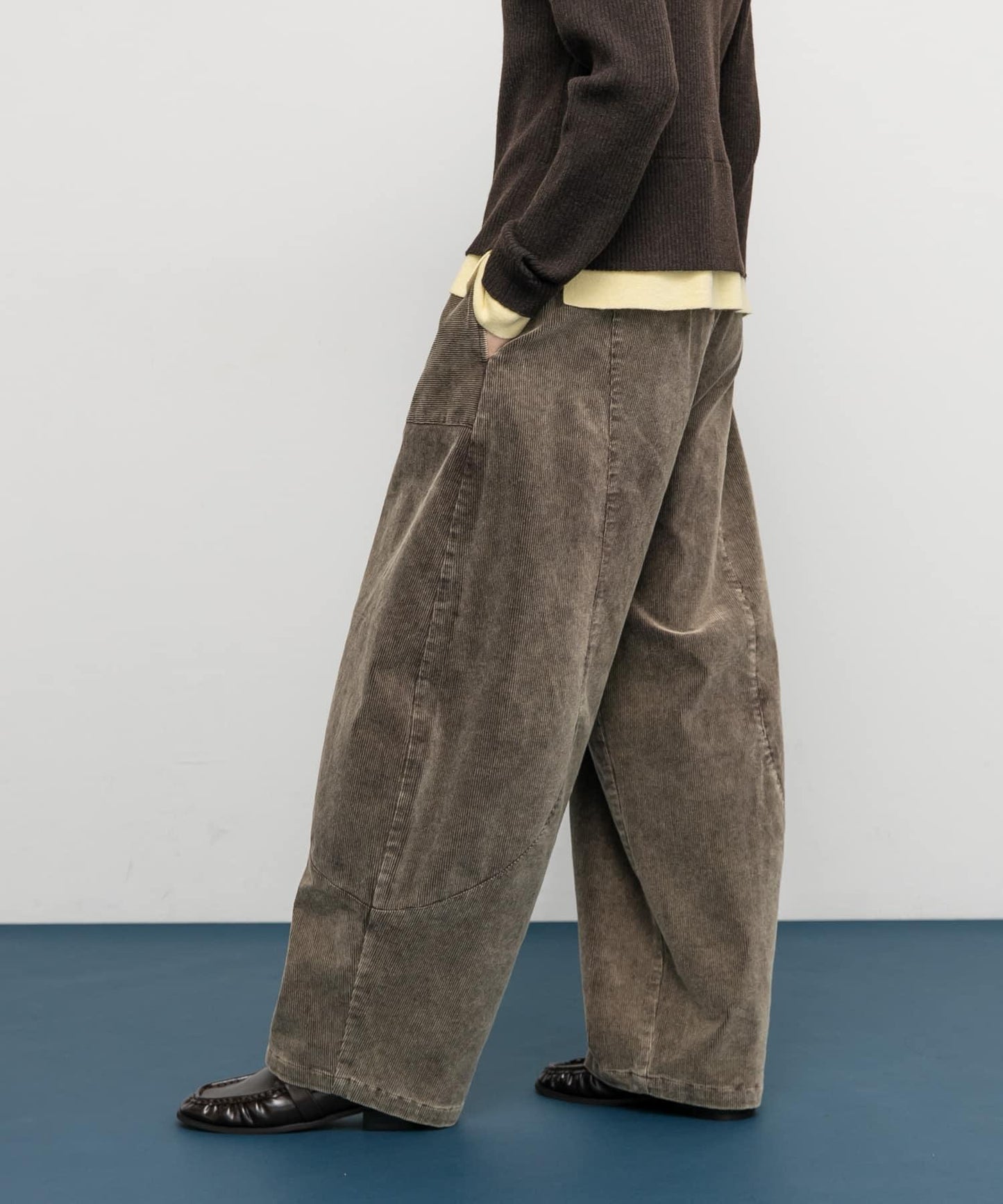 燈芯絨繭型長褲