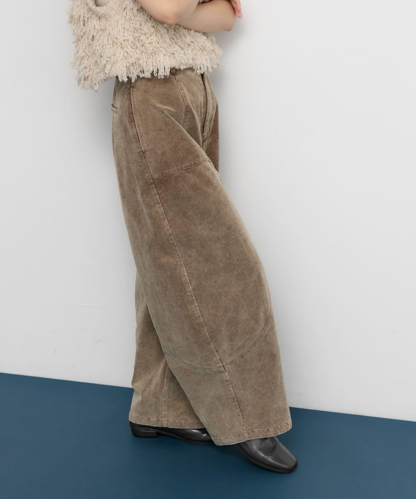 燈芯絨繭型長褲