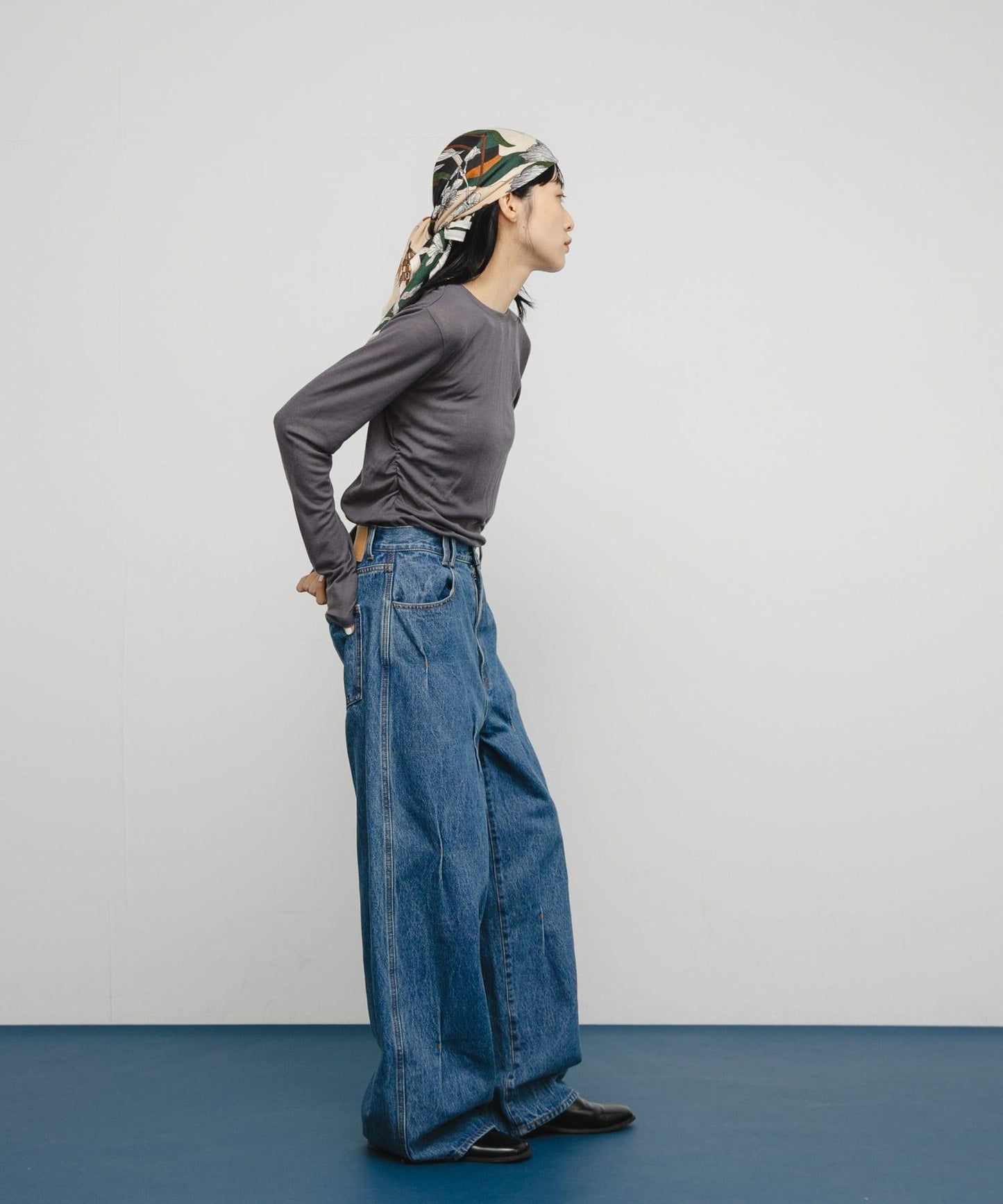 透視羅紋設計針織衫