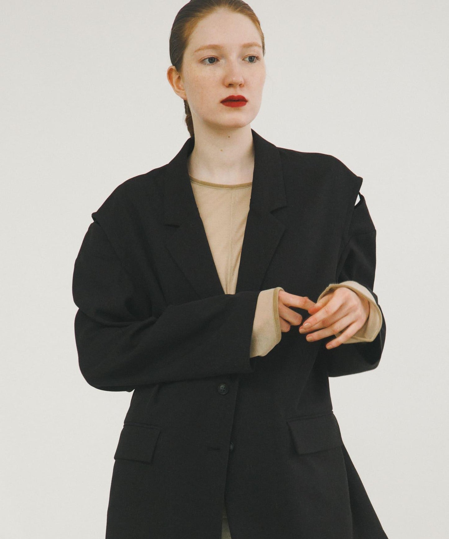 寬鬆剪裁西裝外套