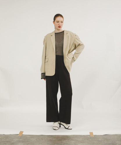 寬鬆剪裁西裝外套