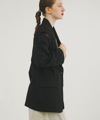 寬鬆剪裁西裝外套