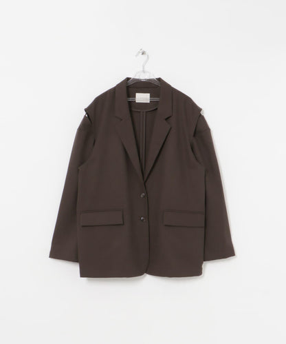 寬鬆剪裁西裝外套