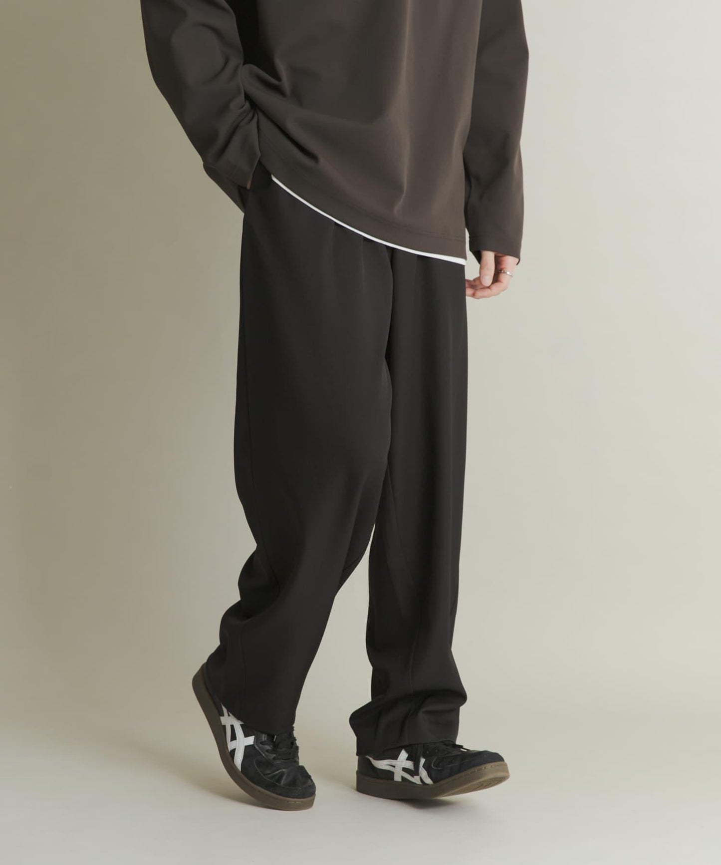 桶型直筒無褶西裝褲