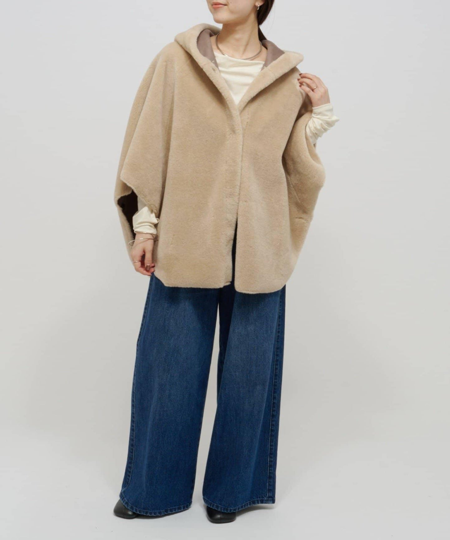 【Omekashi】短款仿毛絨斗篷