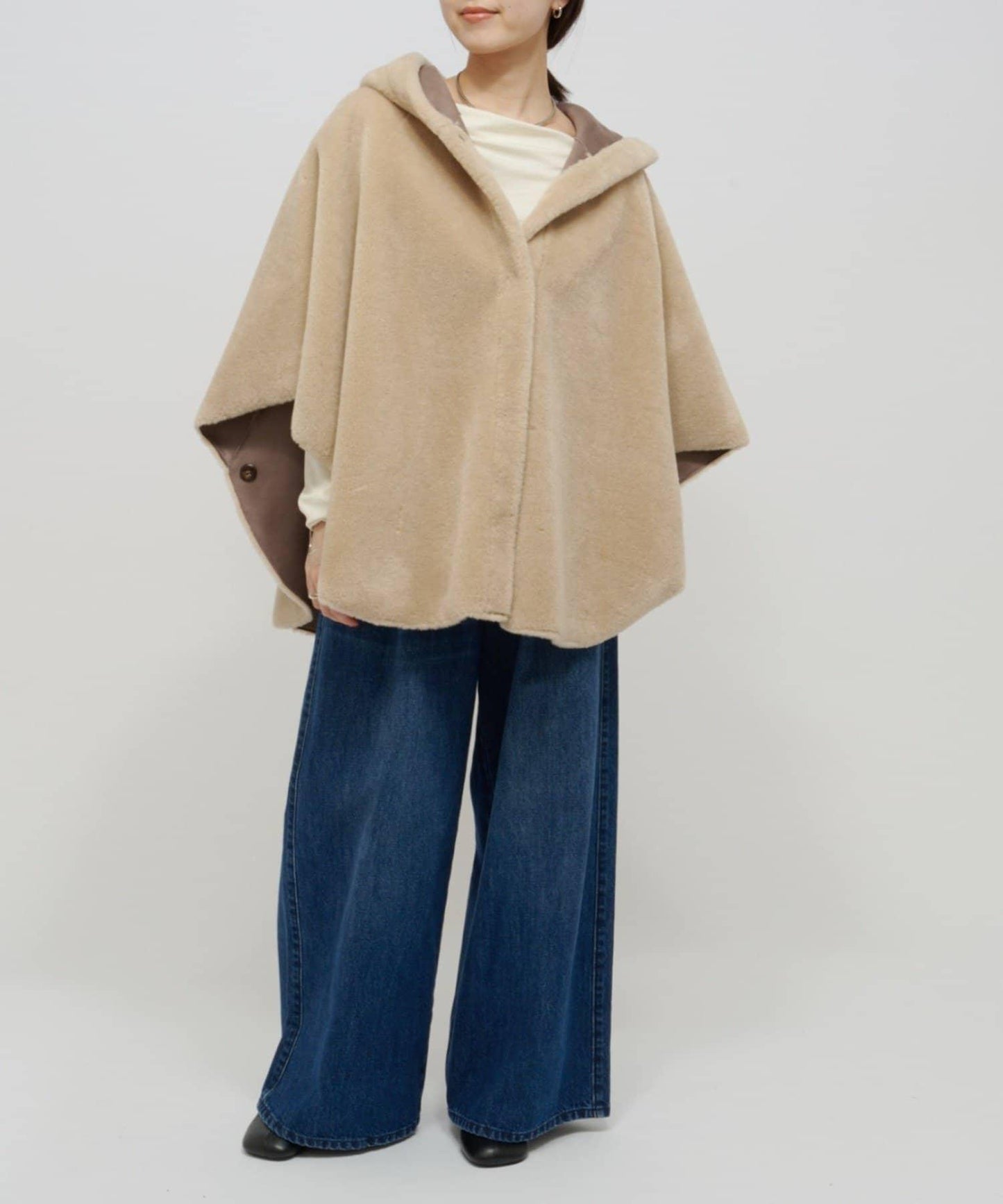 【Omekashi】短款仿毛絨斗篷