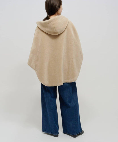 【Omekashi】短款仿毛絨斗篷