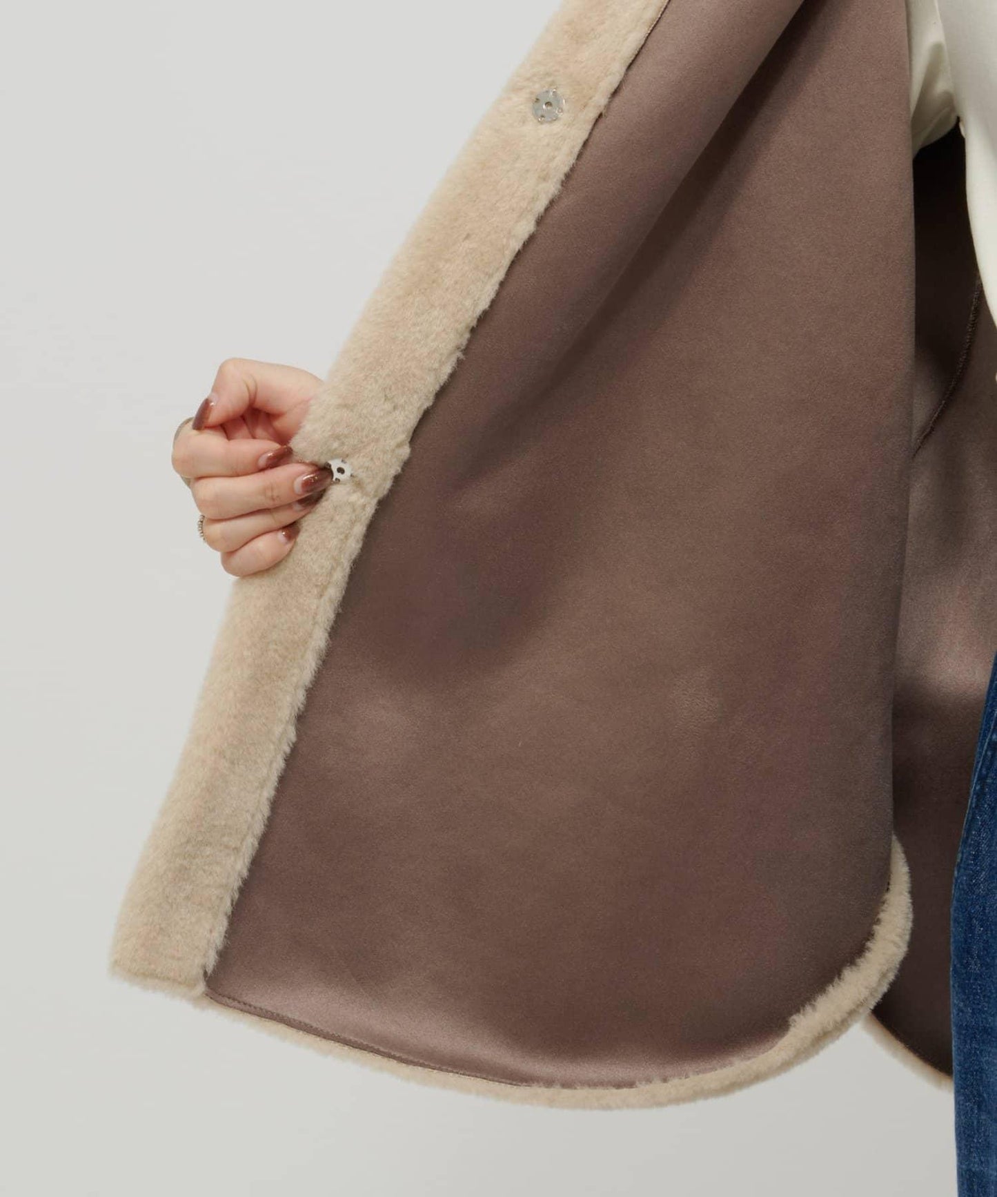 【Omekashi】短款仿毛絨斗篷