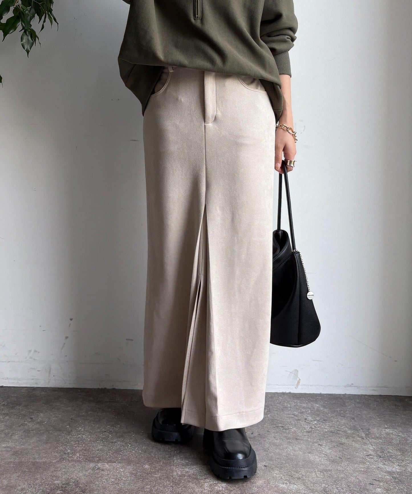 仿麂皮前開叉修身半身裙