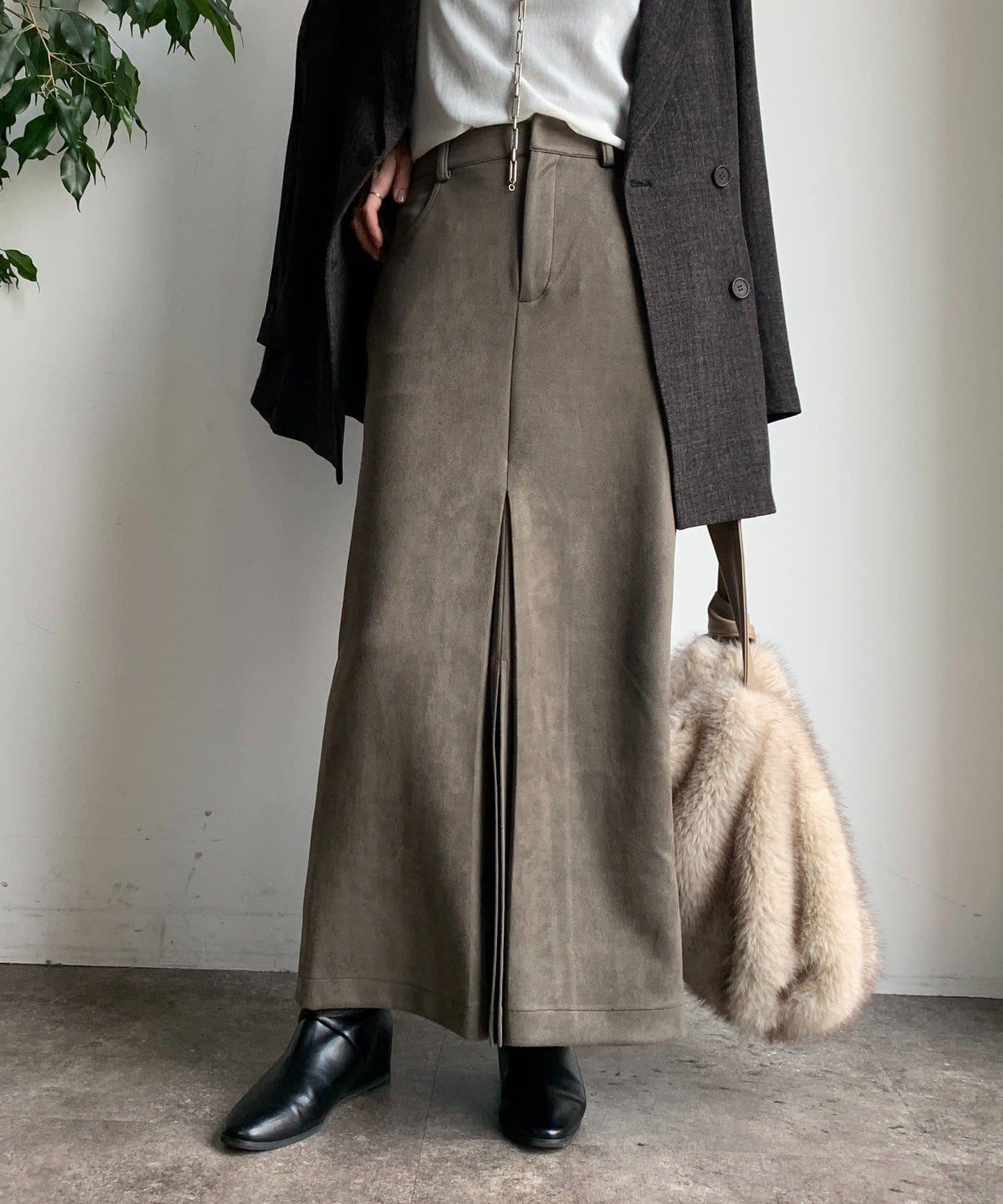 仿麂皮前開叉修身半身裙