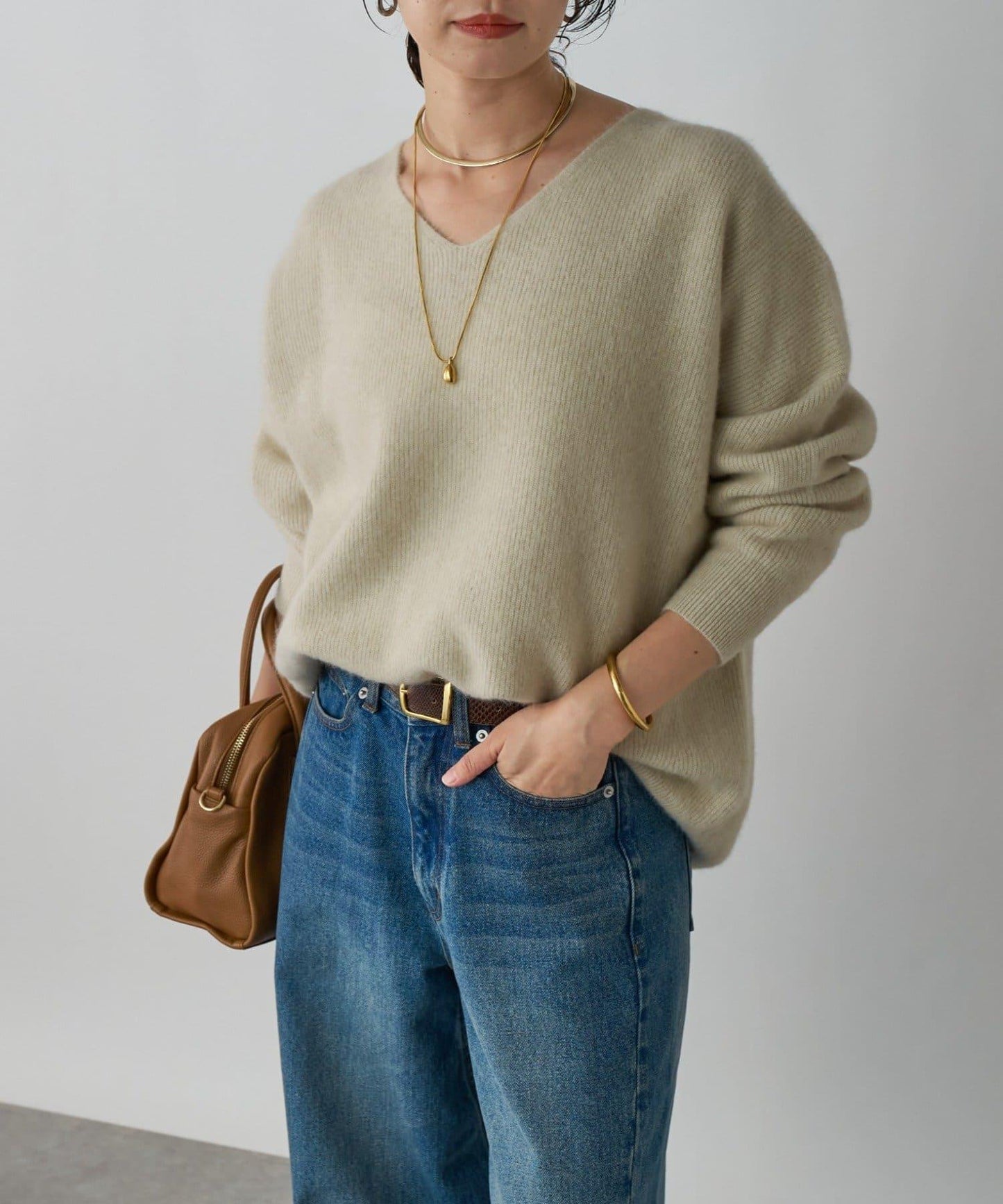 【輕盈感廓形】毛絨羊毛單面羅紋V領針織衫/預計10月上旬發貨