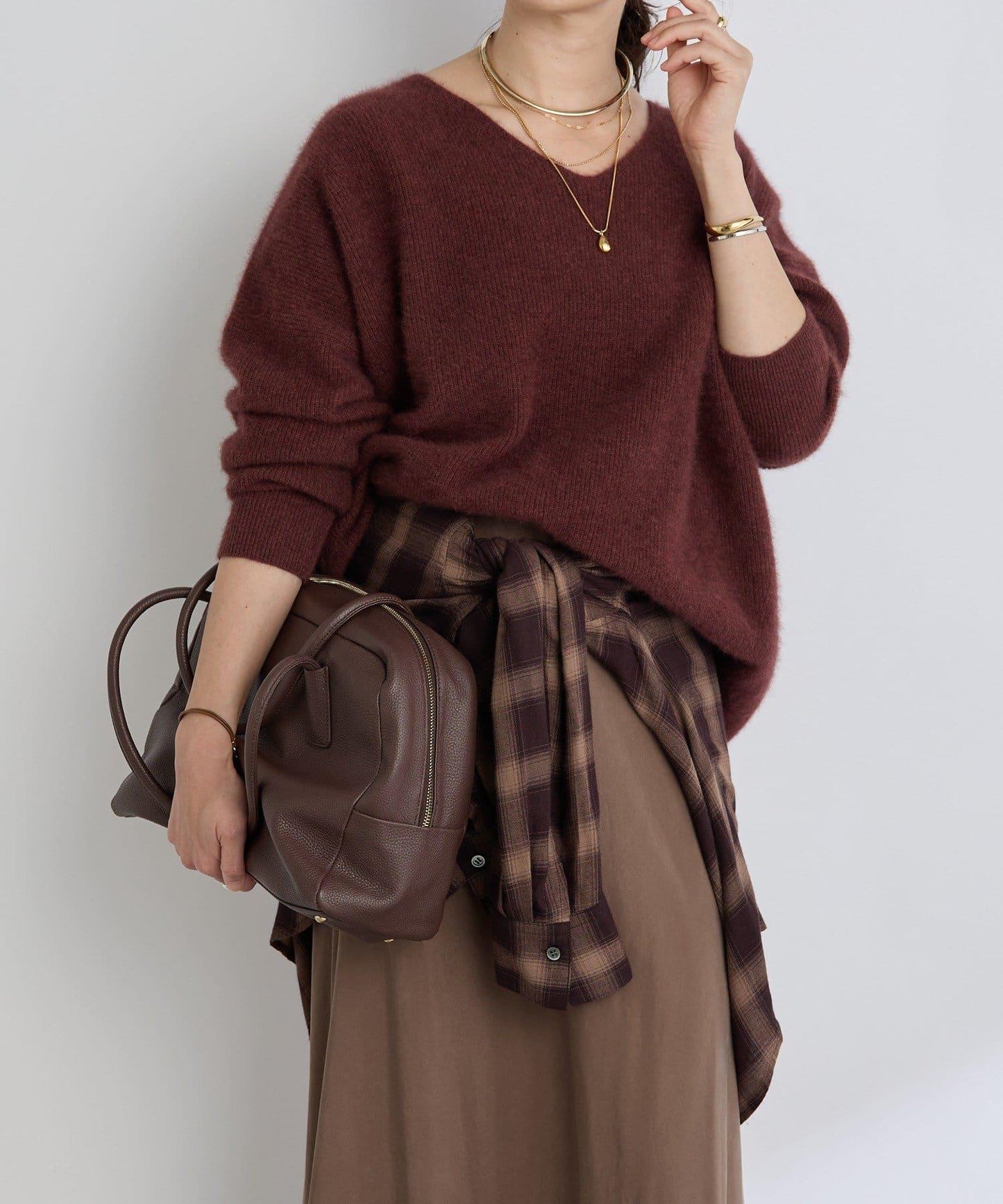 【輕盈感廓形】毛絨羊毛單面羅紋V領針織衫/預計10月上旬發貨