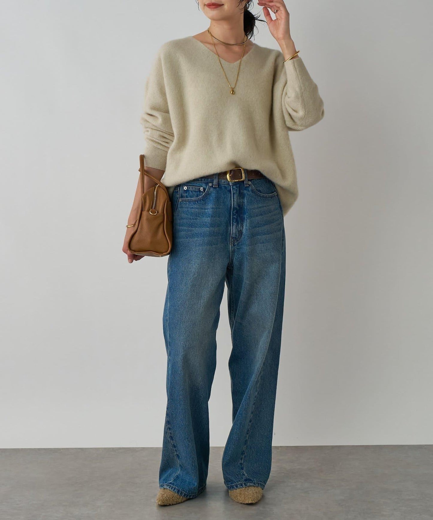 【輕盈感廓形】毛絨羊毛單面羅紋V領針織衫/預計10月上旬發貨