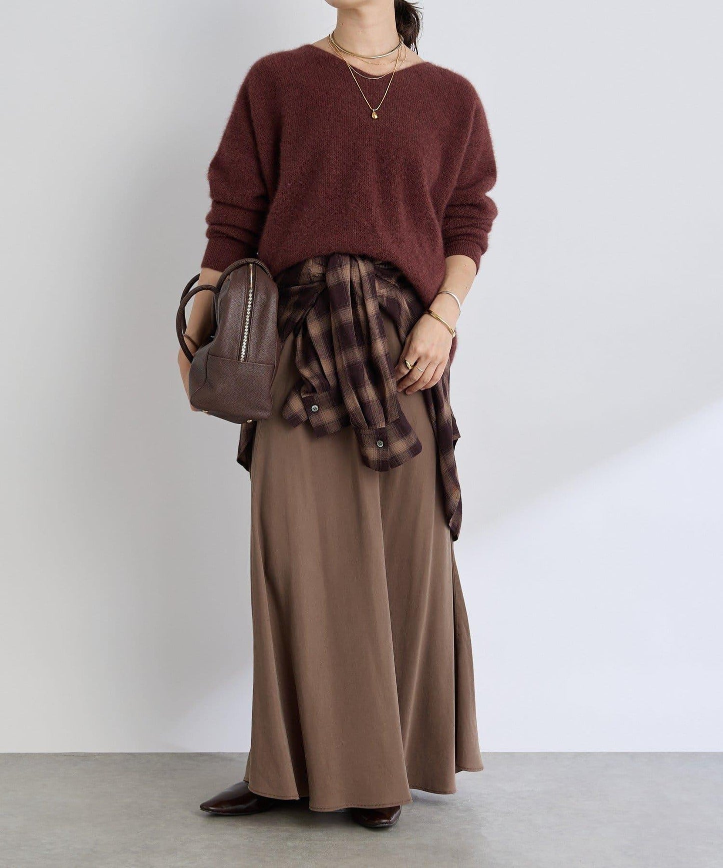 【輕盈感廓形】毛絨羊毛單面羅紋V領針織衫/預計10月上旬發貨