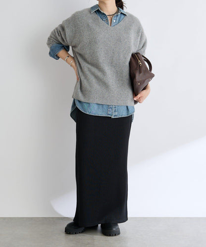 【輕盈感廓形】毛絨羊毛單面羅紋V領針織衫/預計10月上旬發貨