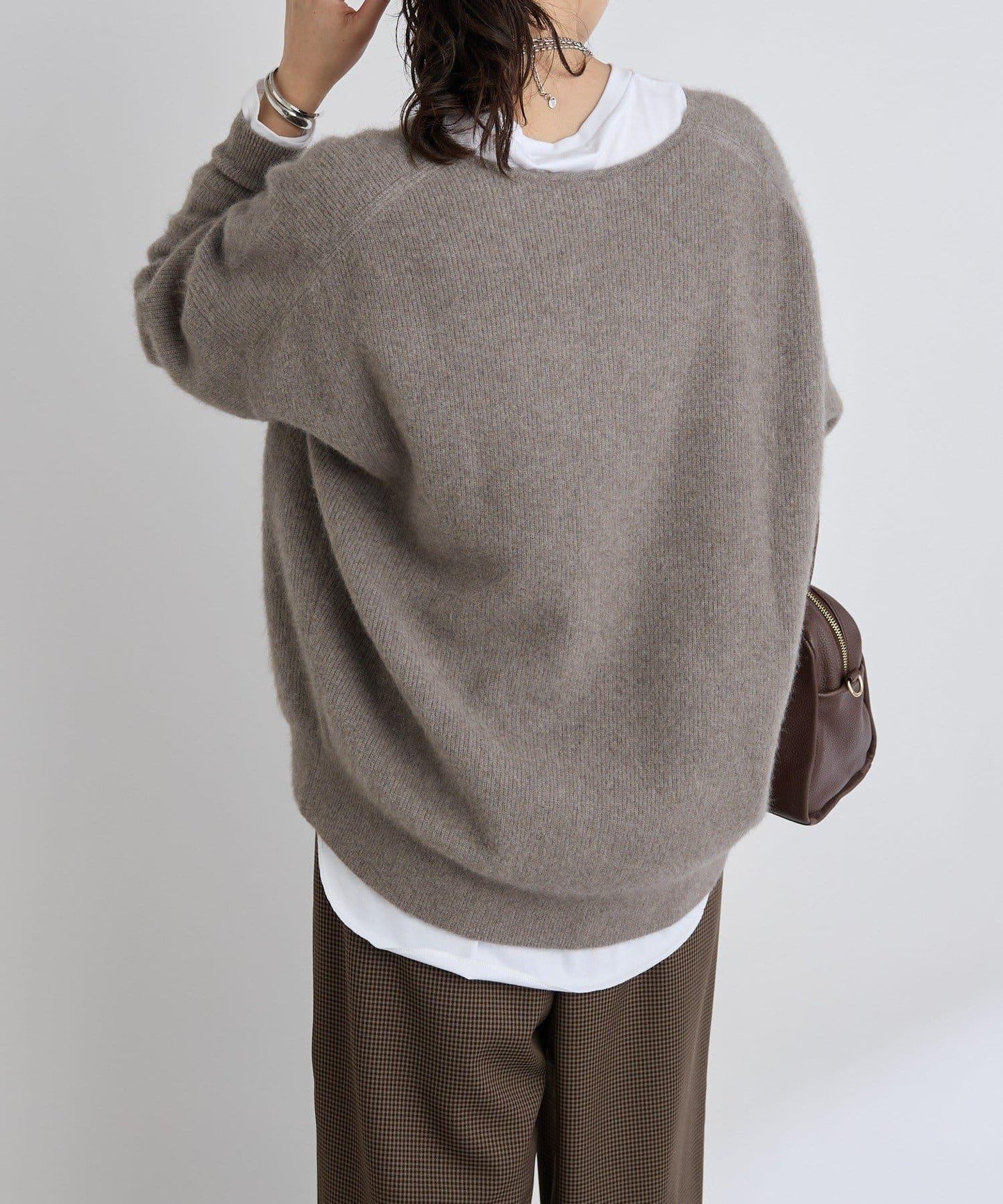 【輕盈感廓形】毛絨羊毛單面羅紋V領針織衫/預計10月上旬發貨