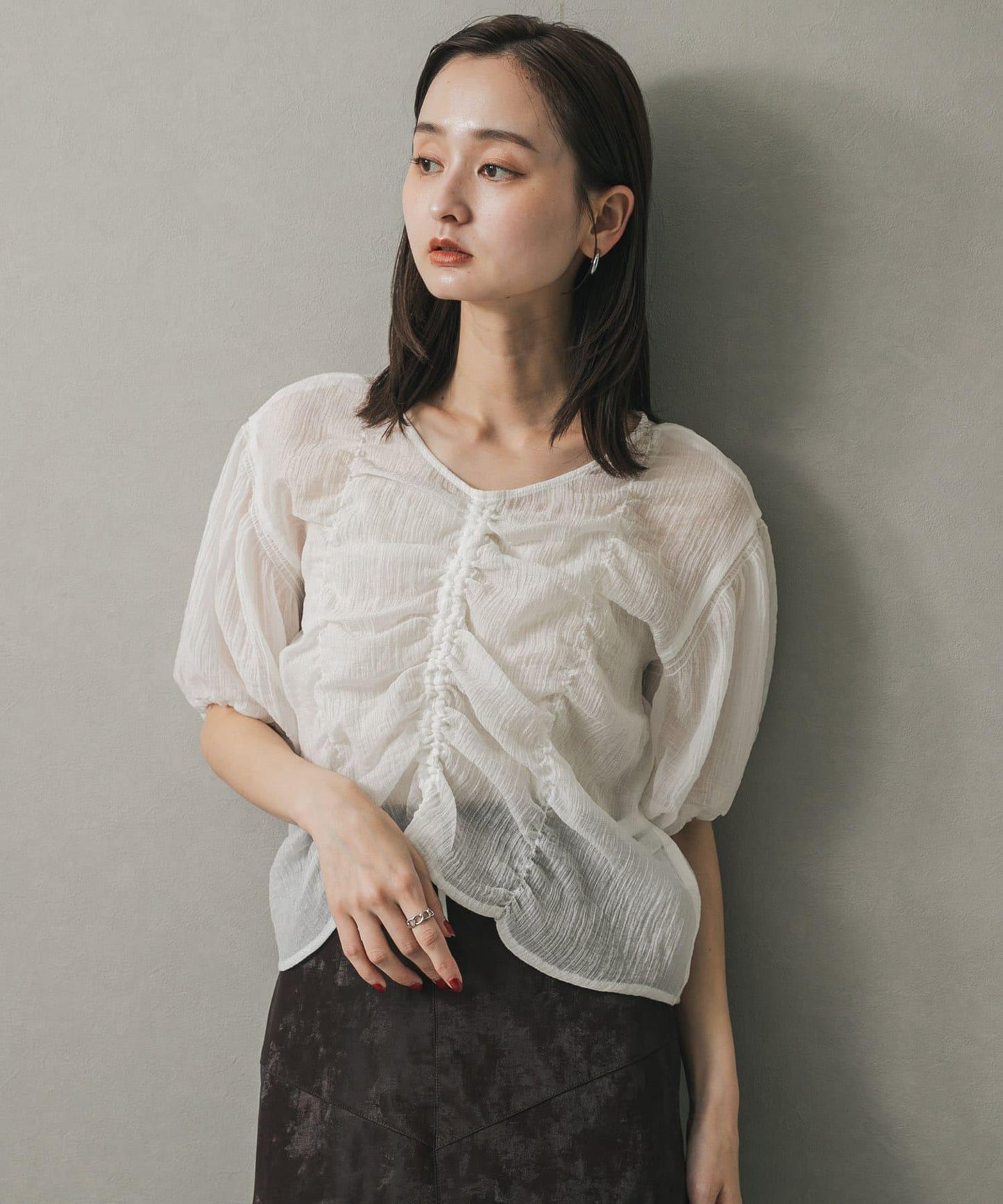 褶皺五分袖襯衫