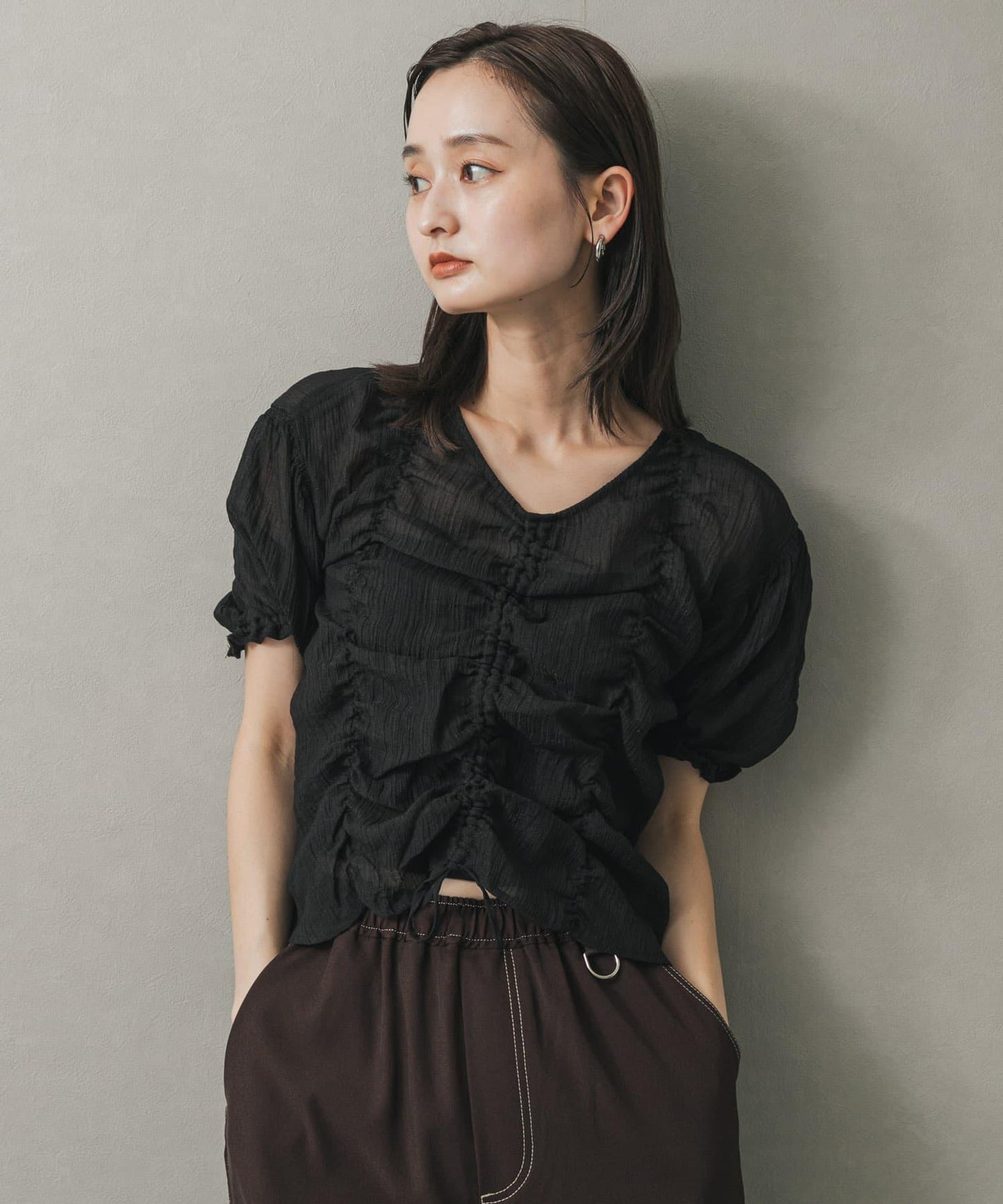 褶皺五分袖襯衫