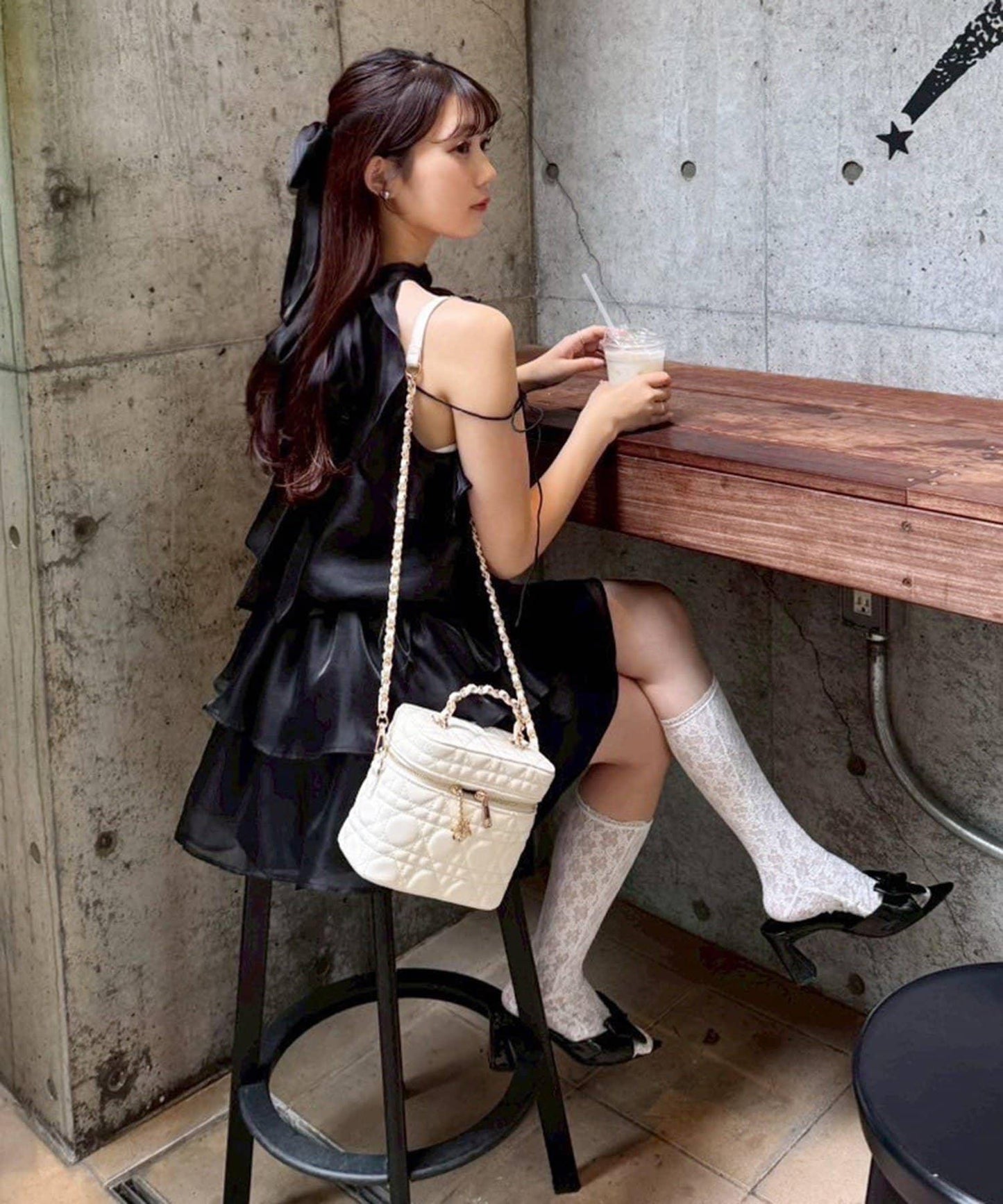 美式背心領迷你連衣裙