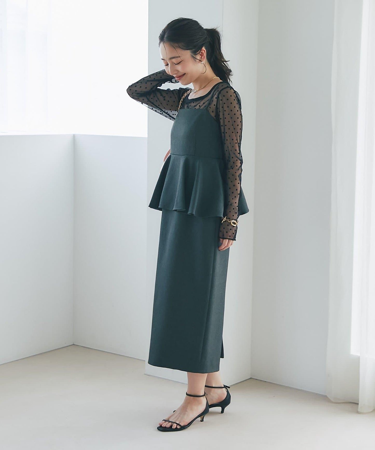 【La boutique BonBon】荷葉邊吊帶連衣裙