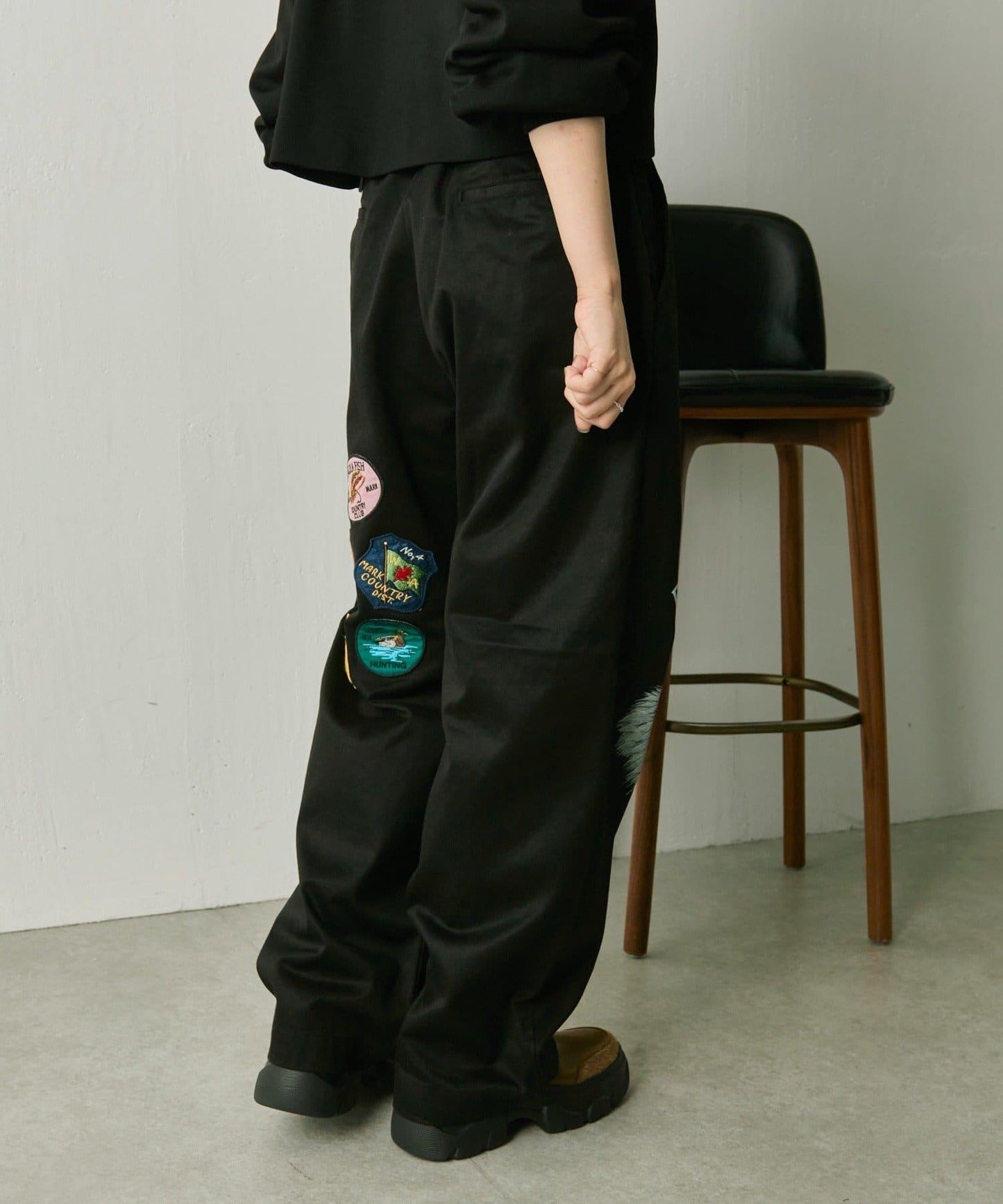 【Work of art Kendai×SUM1 STYLE】特別徽章裝飾褲