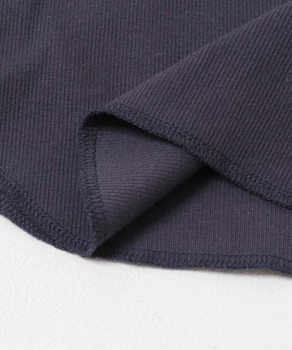 背部開口帶胸墊長袖T恤