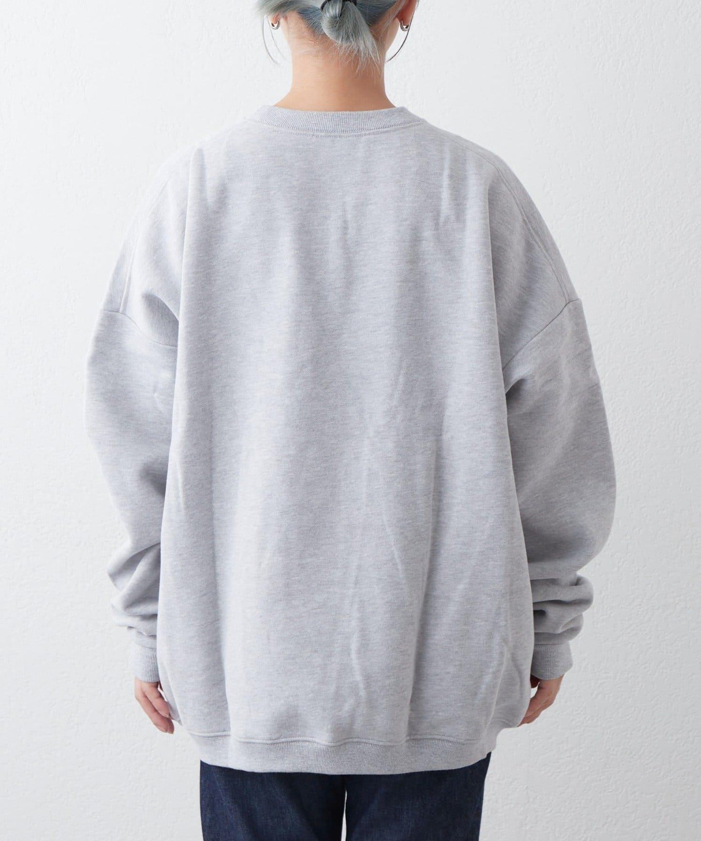 CLE'DU寬鬆版型字母印花衛衣