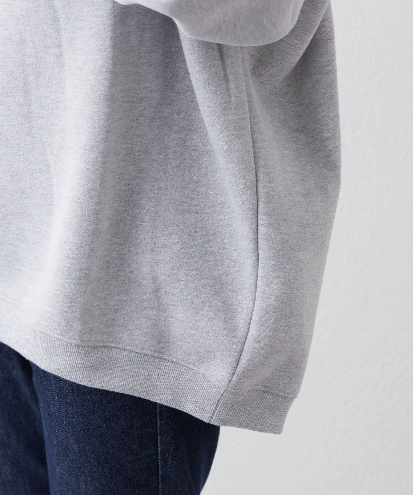 CLE'DU寬鬆版型字母印花衛衣