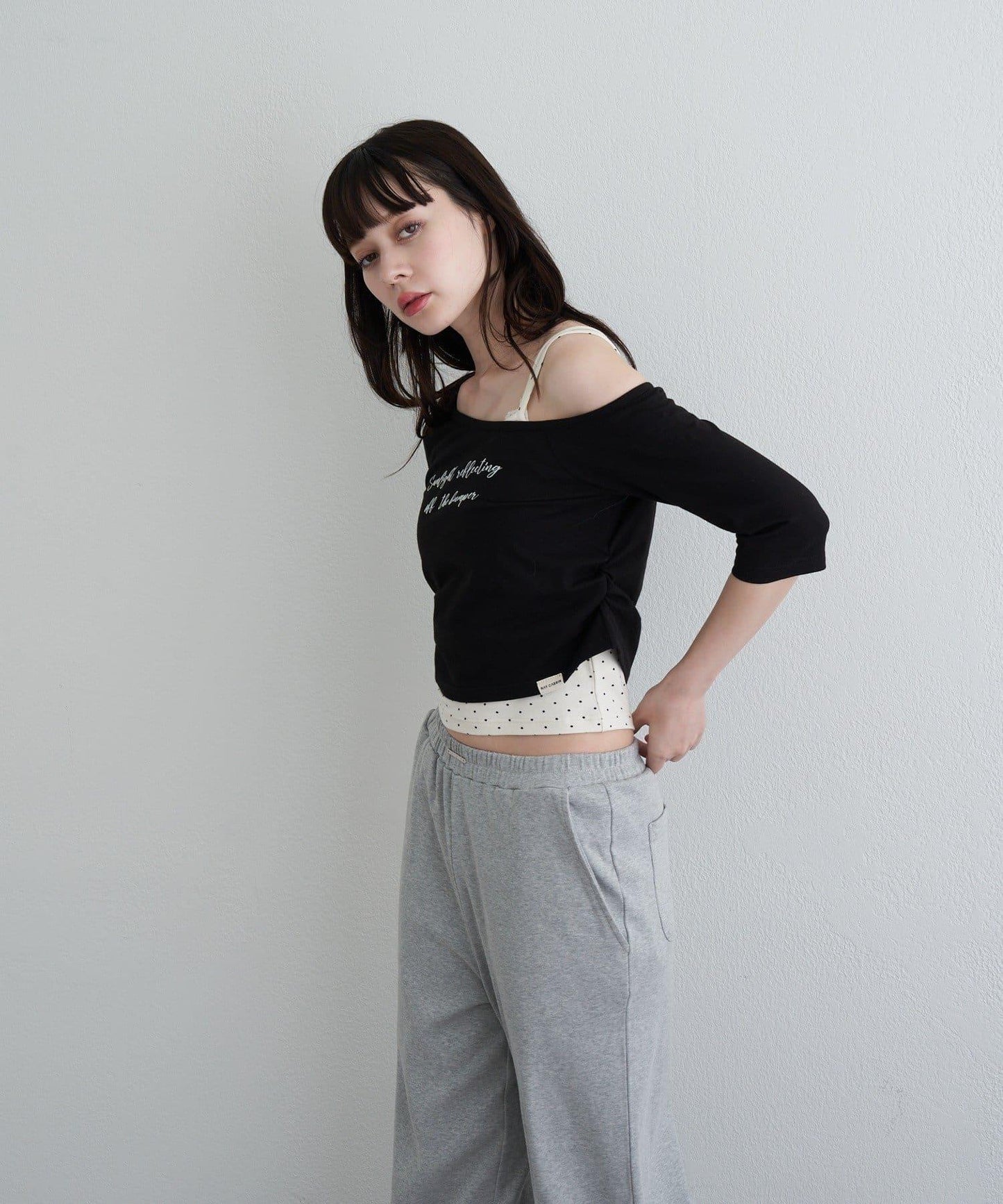 【RAY CASSIN】フロッキーロゴワンショルレイヤードTシャツ