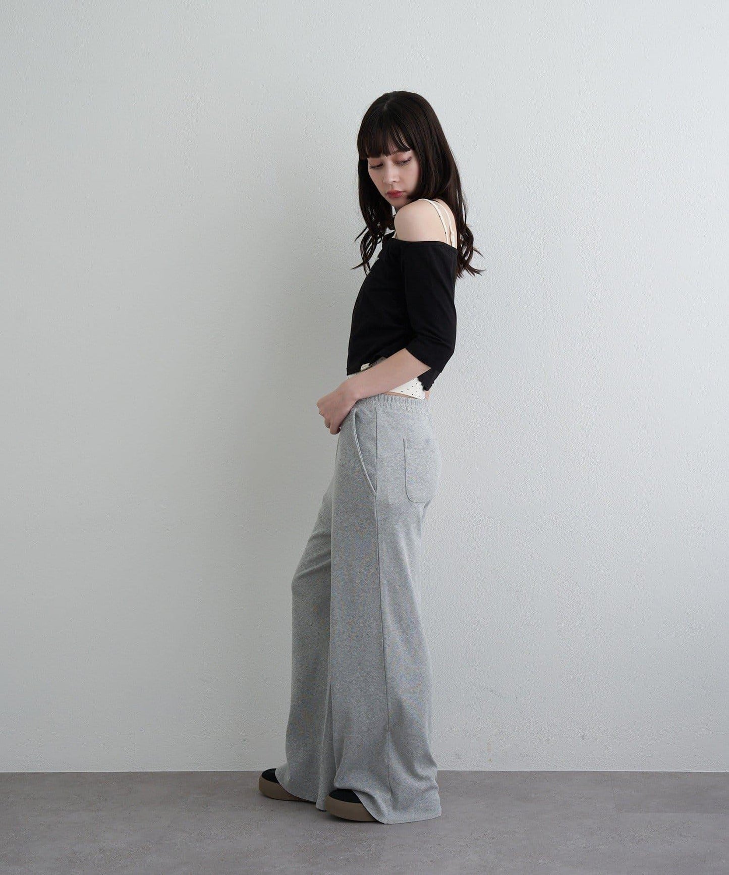 【RAY CASSIN】フロッキーロゴワンショルレイヤードTシャツ