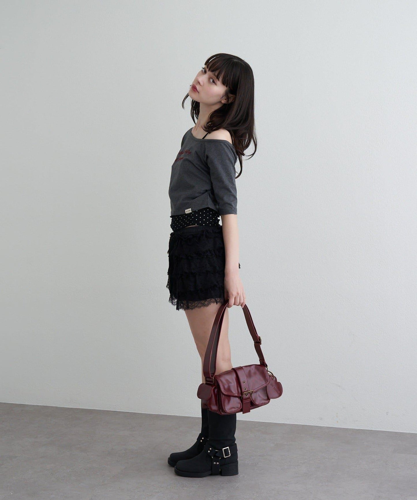 【RAY CASSIN】フロッキーロゴワンショルレイヤードTシャツ