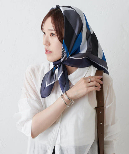 幾何圖案絲巾 70×70