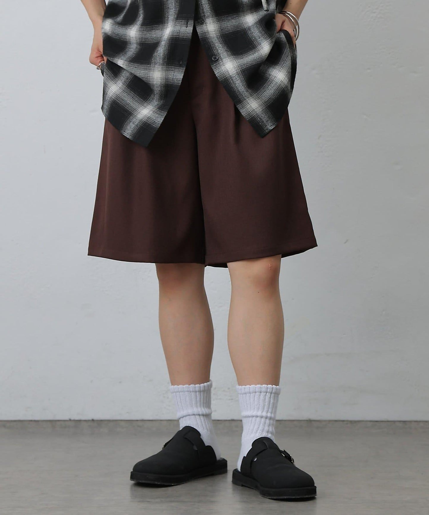 【AW/可搭配套裝】仿羊毛中褲