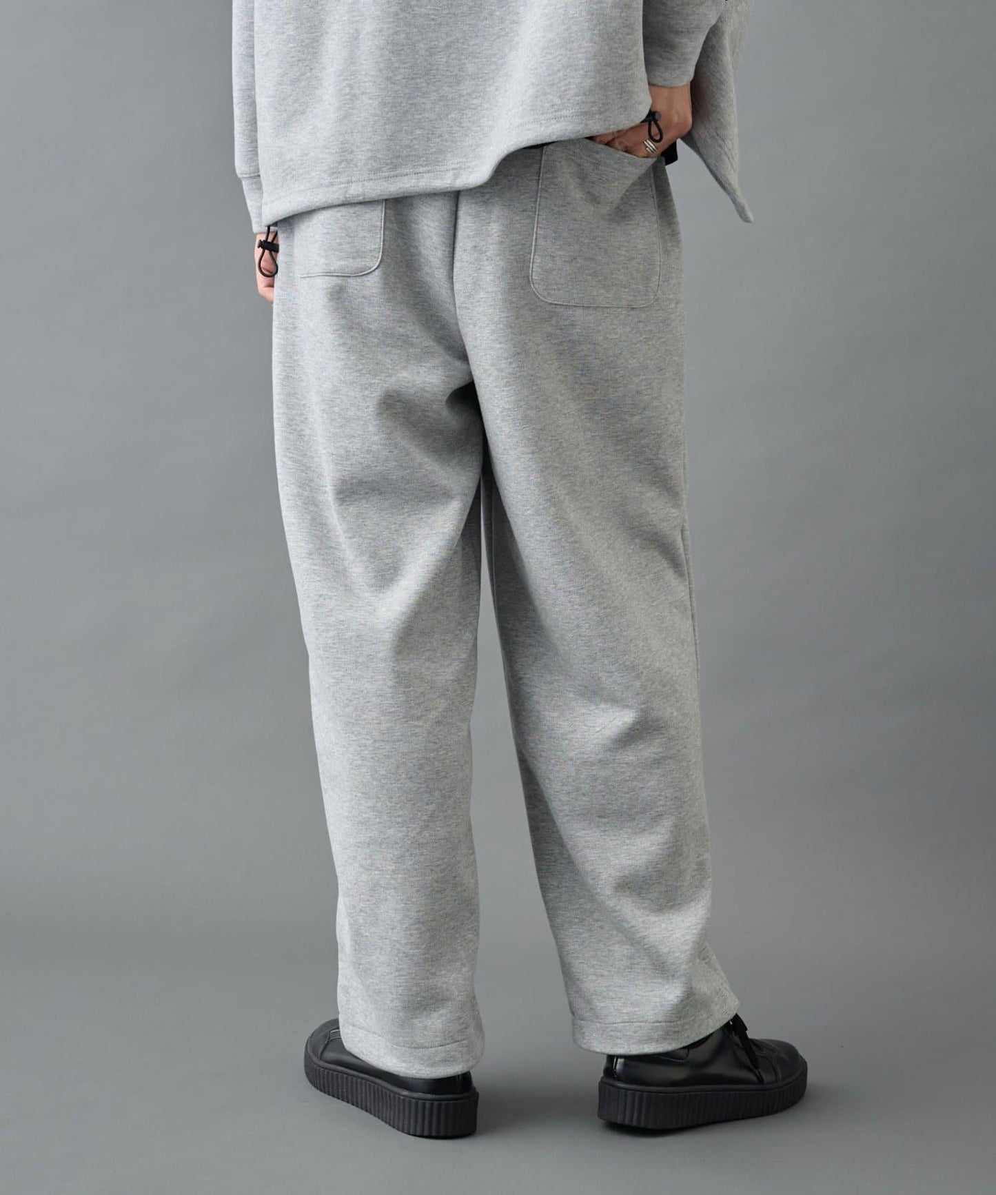 【AW季節/可搭配套裝】TC針織抽繩長褲