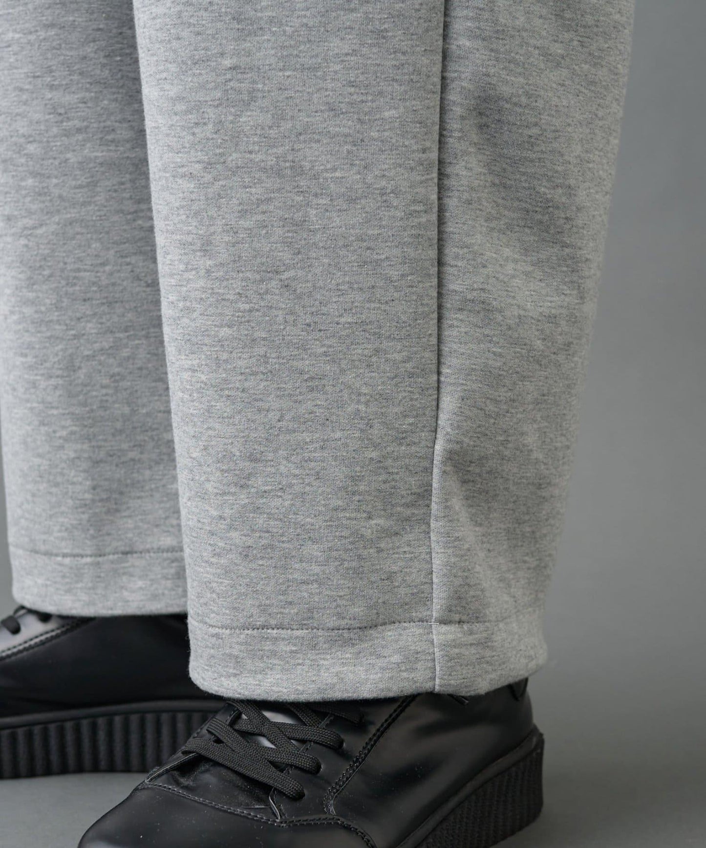 【AW季節/可搭配套裝】TC針織抽繩長褲