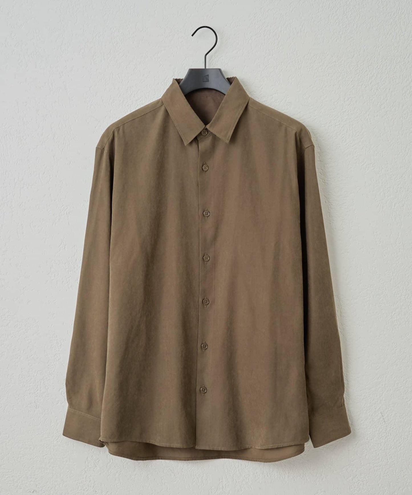 【AW/可搭配套裝】窄版桃皮常規襯衫