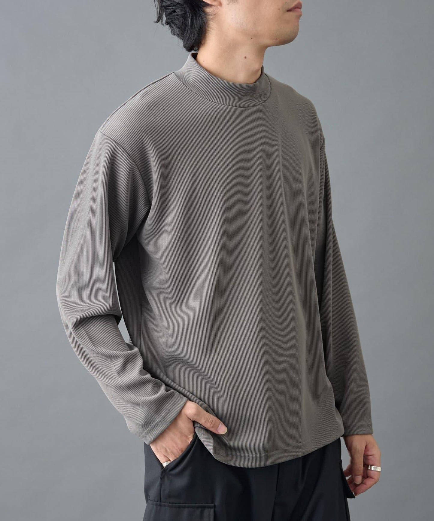 【AW】褶皺羅紋高領長袖T恤