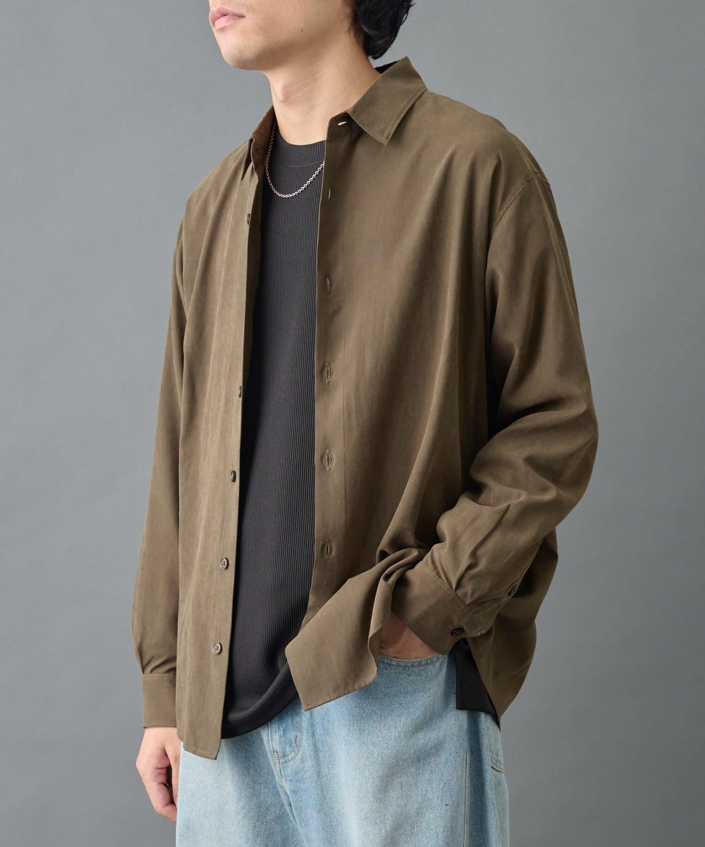 【AW/可搭配套裝】窄版桃皮常規襯衫