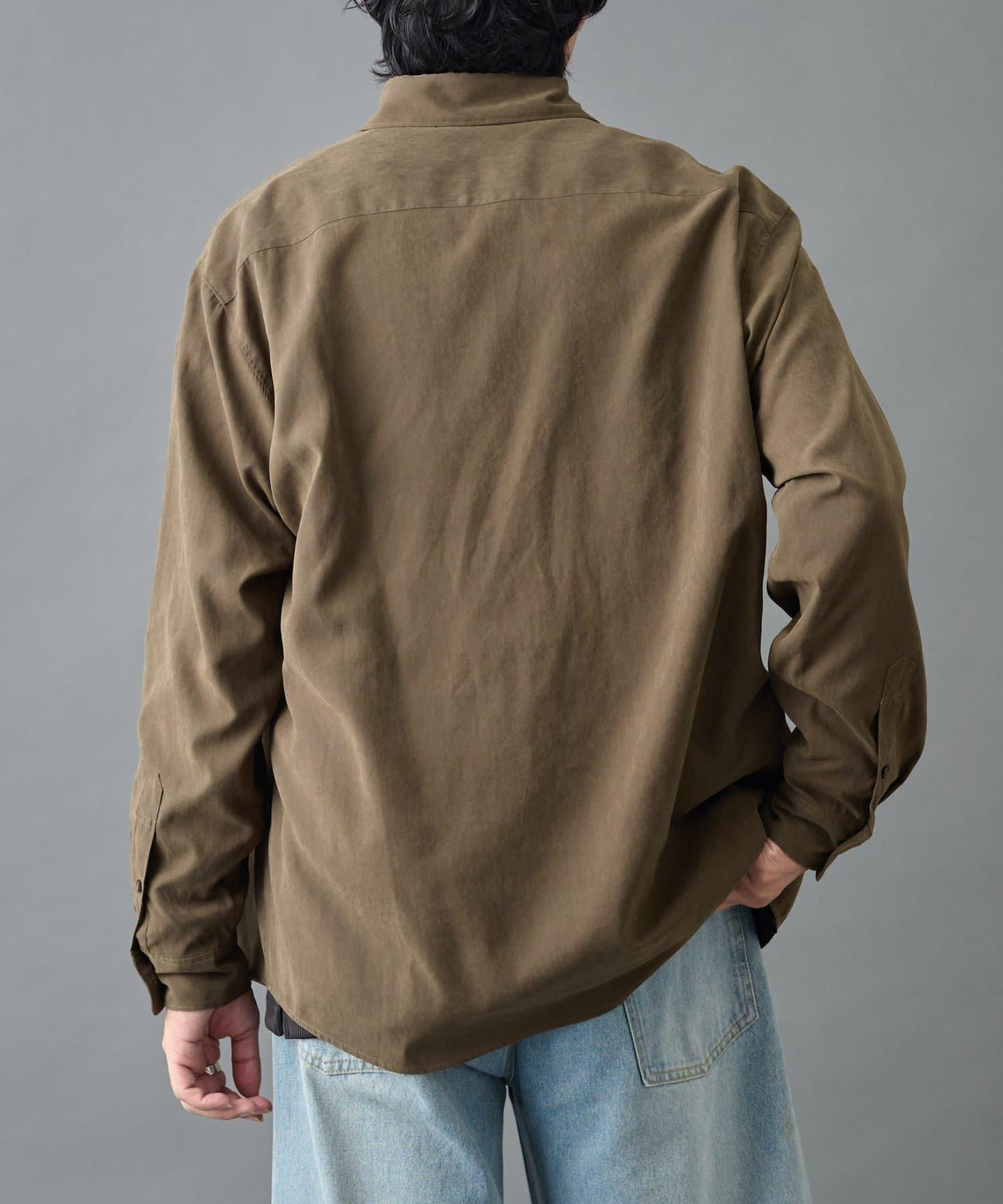 【AW/可搭配套裝】窄版桃皮常規襯衫