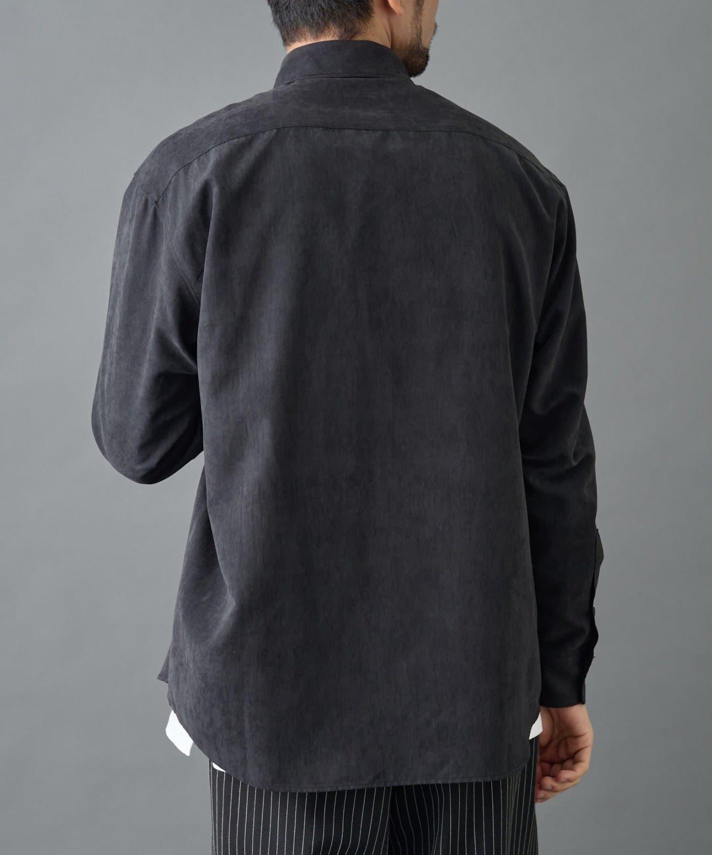 【AW/可搭配套裝】窄版桃皮常規襯衫