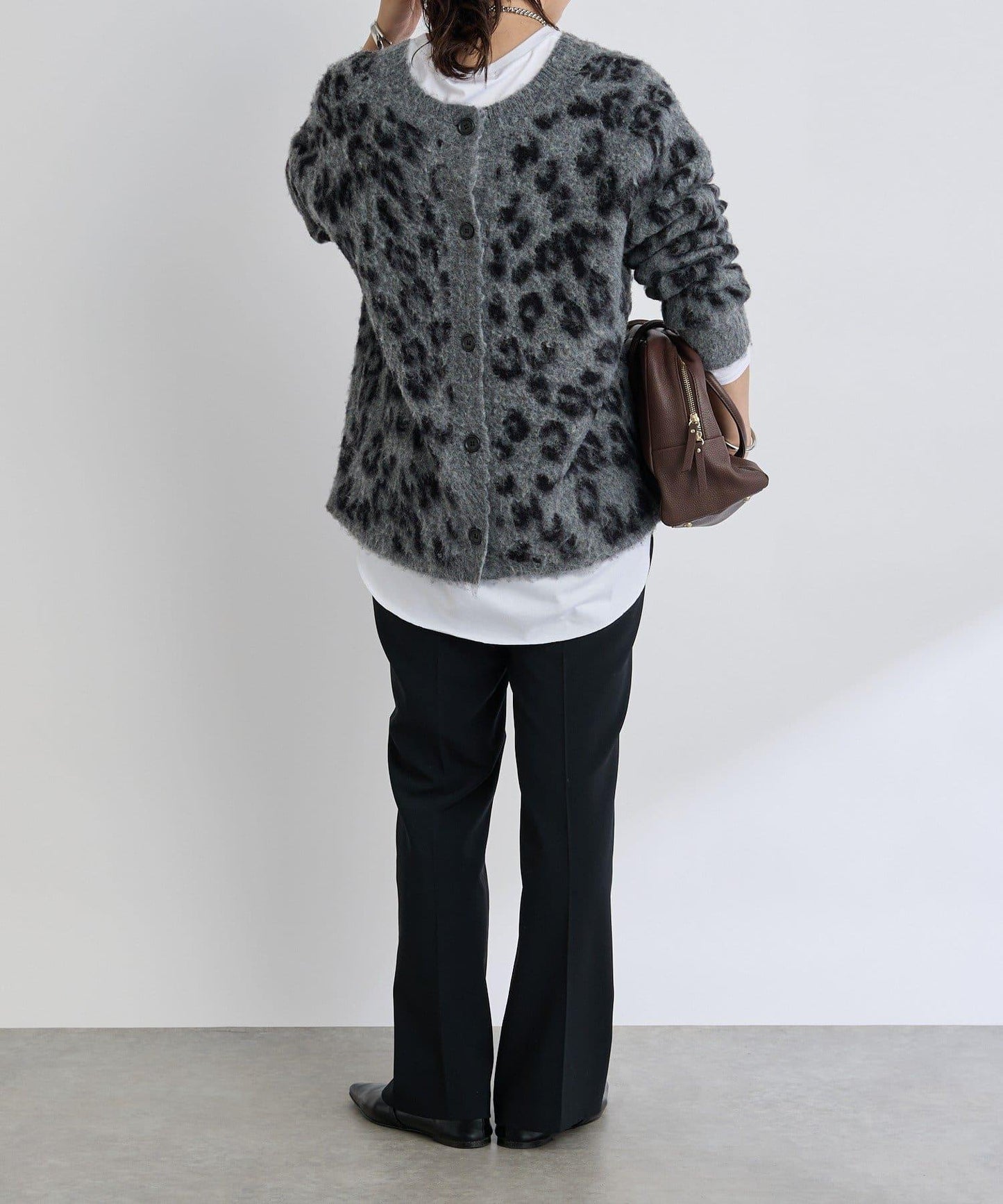 【時尚感十足】豹紋長毛針織衫