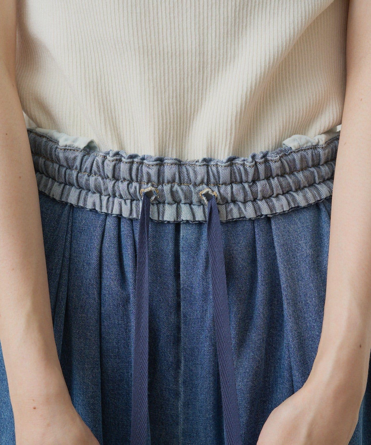 【套裝商品】牛仔喇叭袖上衣+休閒褲套裝