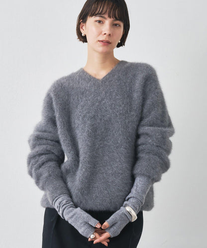 毛絨V領套頭衫