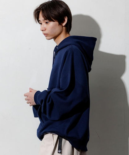 リラックスフィット ジップアップ パーカー 【限定展開】