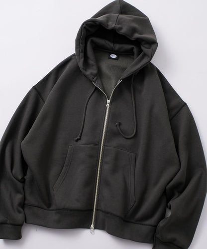 リラックスフィット ジップアップ パーカー 【限定展開】
