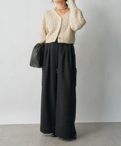 【打造時尚造型】剪裁粗花呢寬腿褲