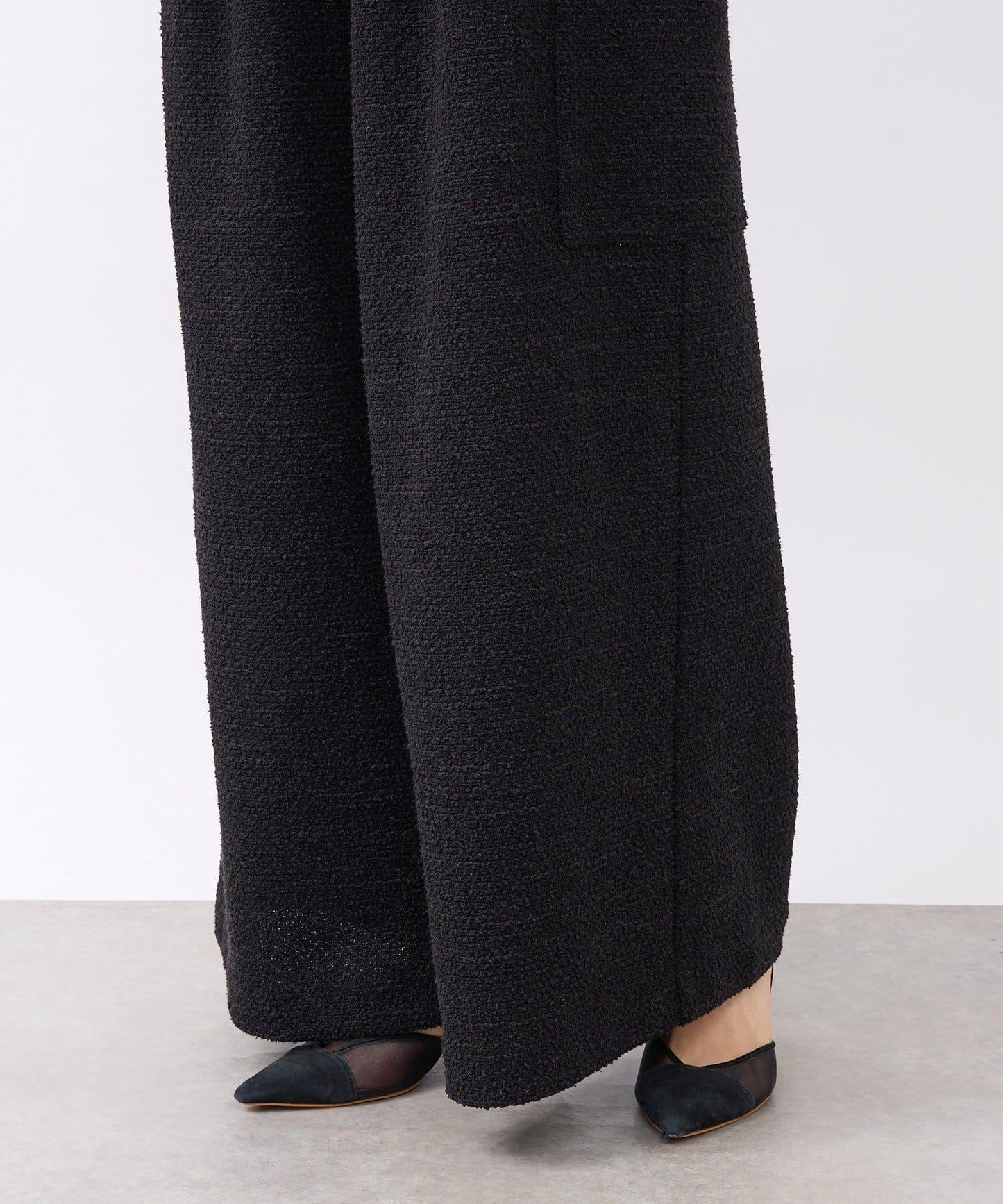 【打造時尚造型】剪裁粗花呢寬腿褲