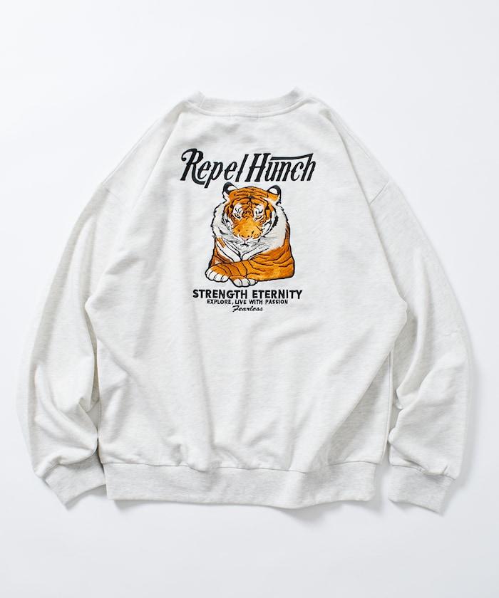 寬鬆版型設計刺繡圓領衛衣 / TIGER