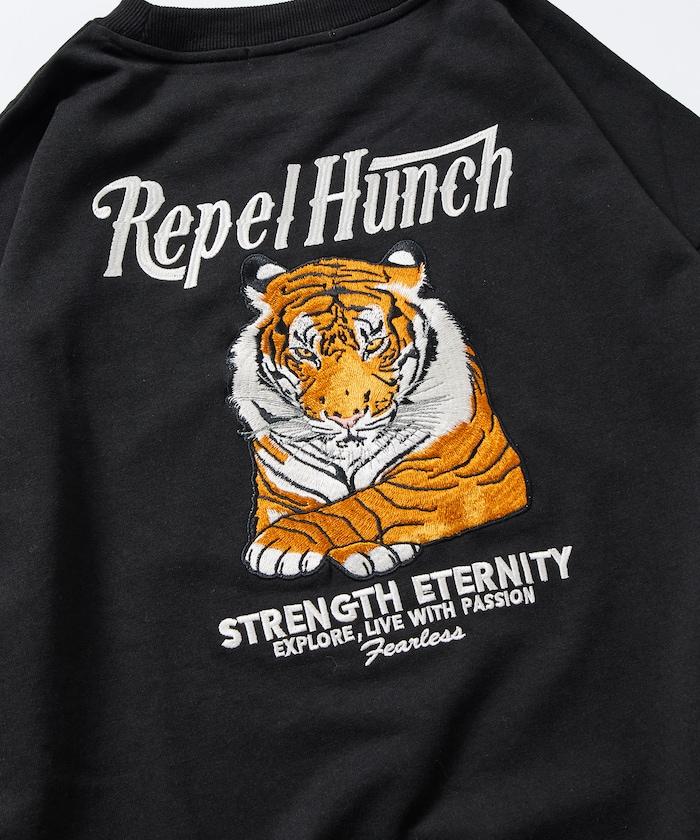 寬鬆版型設計刺繡圓領衛衣 / TIGER