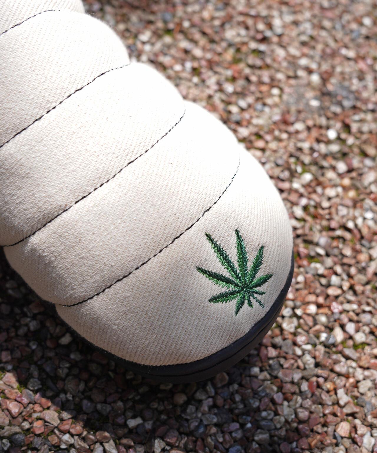 MANASTASH/SUBU x MANASTASH 大麻刺繡涼拖